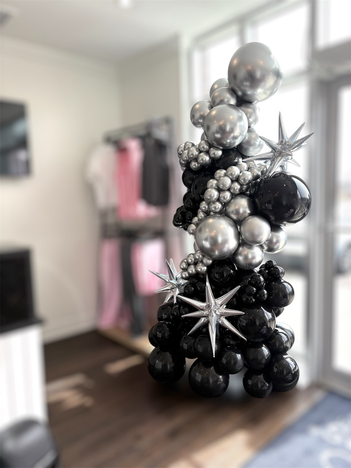 Organic Balloon Garland (Free Standing)